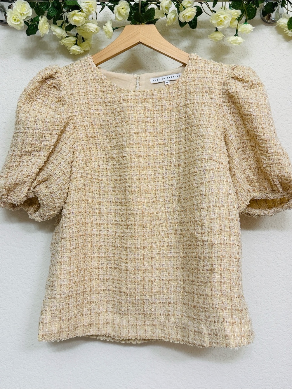 English Factory • Cream Gold Tweed Boucle Puff Sleeve Top Blouse Size Medium